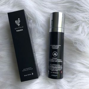 Eyelet Younique touch spray foundation